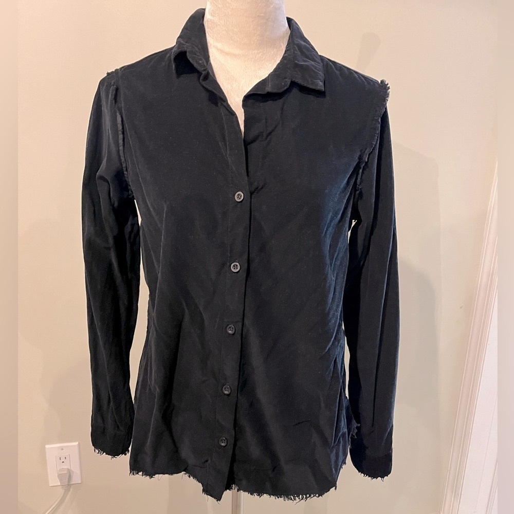Bella Dahl Black fine corduroy button down size xs